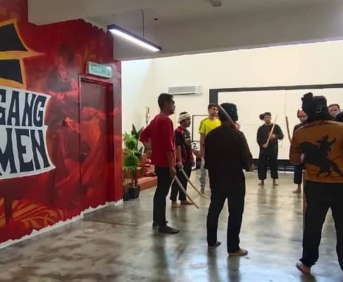 Panah-lagenda-bengkel-permainan-pedang (11)