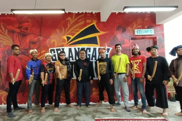 Panah-lagenda-bengkel-permainan-pedang (6)