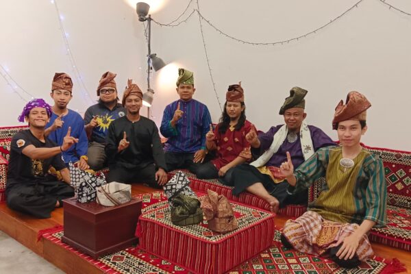 panah-lagendBENGKEL ASAS-LIPATAN DESTAR-PENGENALAN (8)