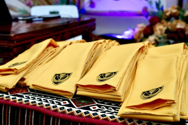 panah-lagenda-GRADUASI QUEEN PERSONA min